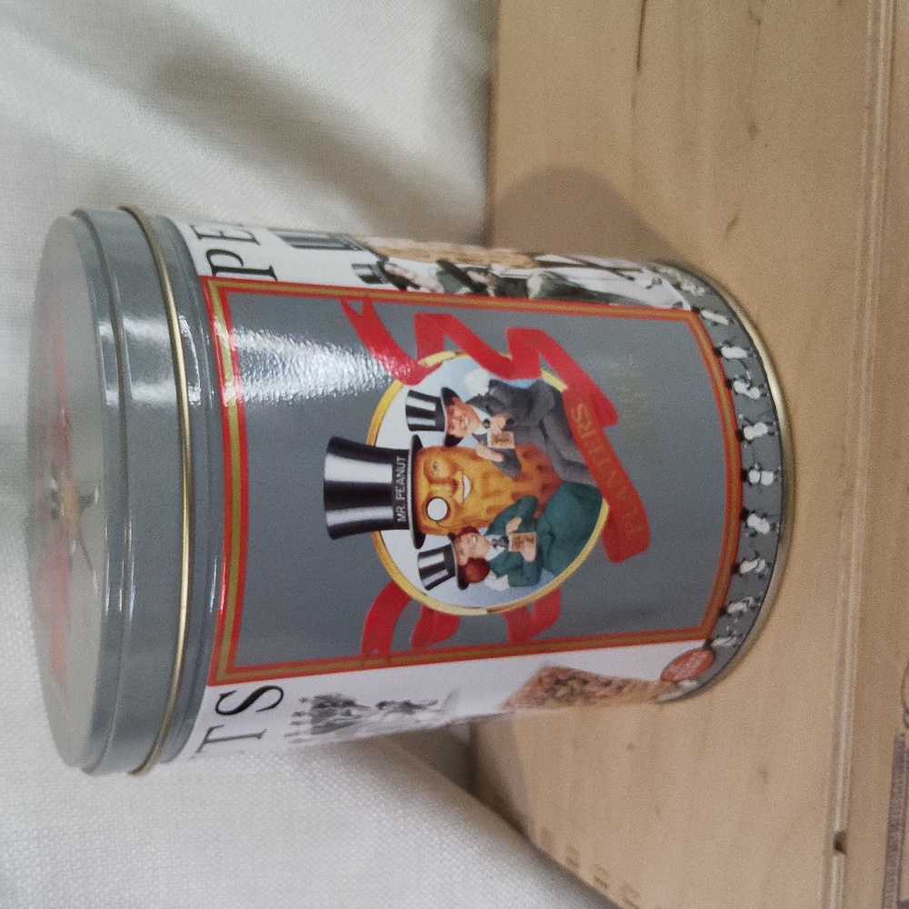 Vintage Limited edition planters peanuts metal decorative canister 1989